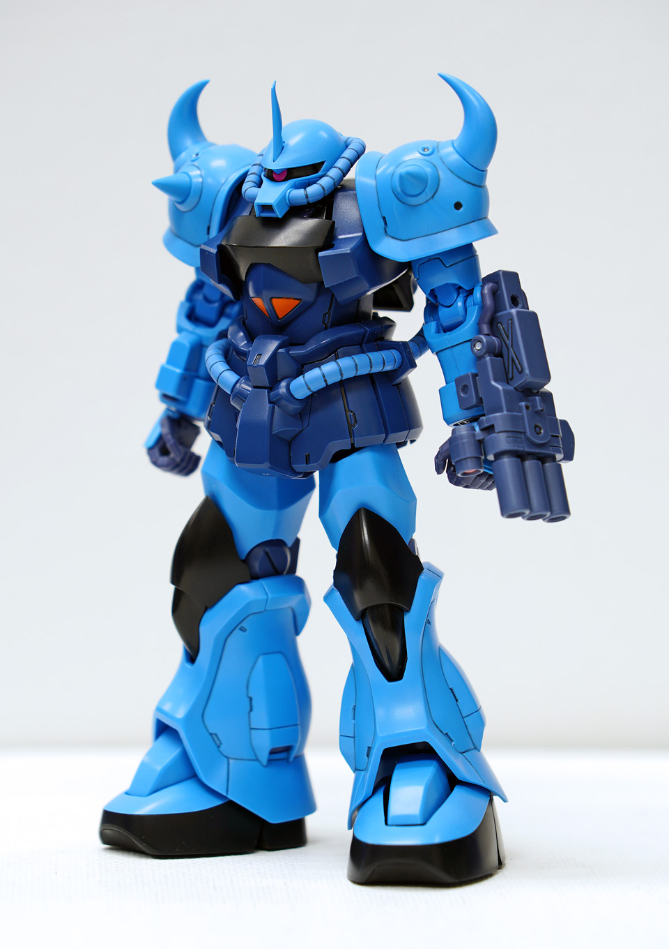 Robot Spirit Side MS MS-07B-3 Gouf Custom 01-.jpg