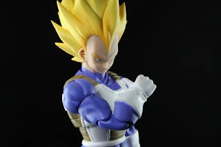 shf-dbz04Vegeta2.JPG